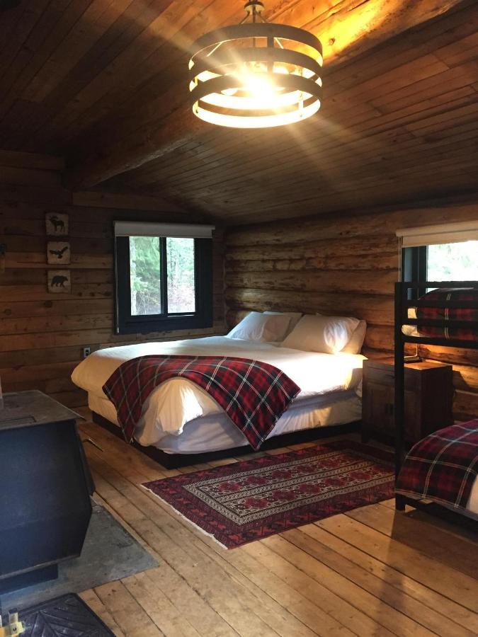 Chute Lake Lodge Naramata Buitenkant foto