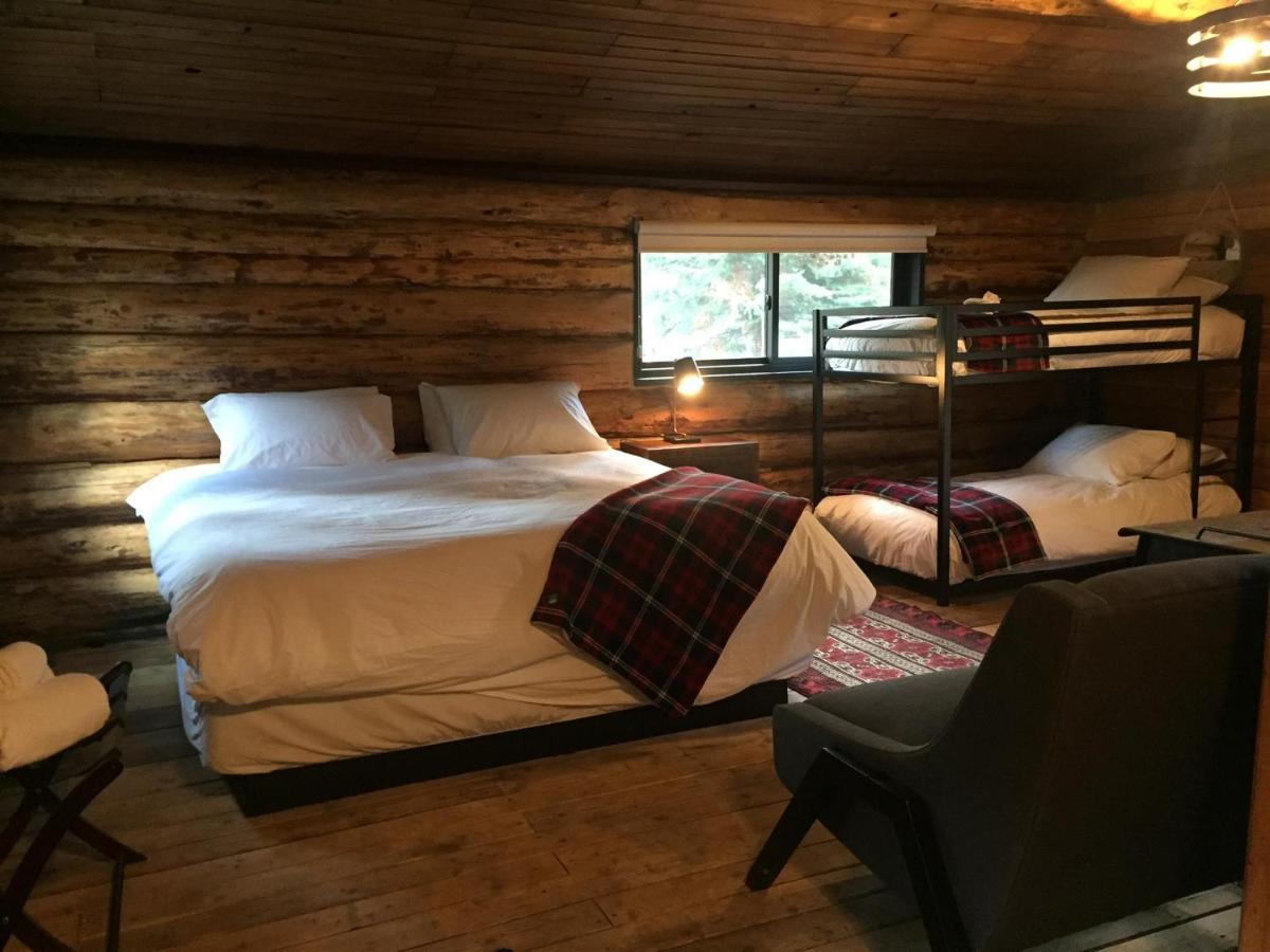 Chute Lake Lodge Naramata Buitenkant foto