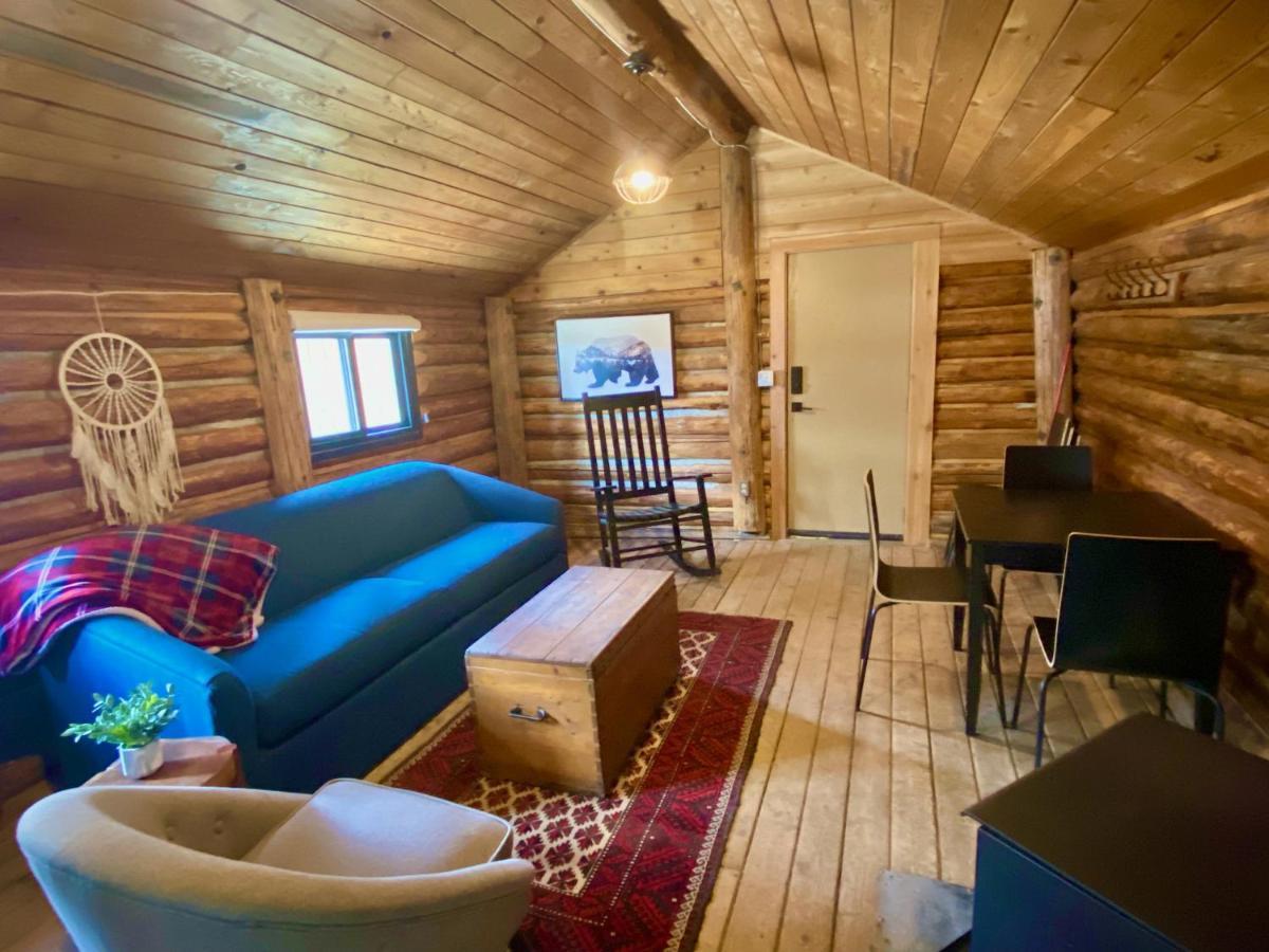 Chute Lake Lodge Naramata Buitenkant foto