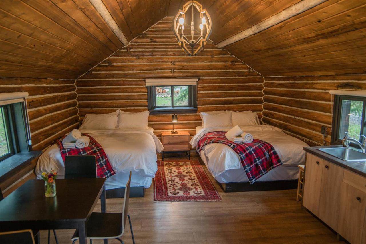 Chute Lake Lodge Naramata Buitenkant foto